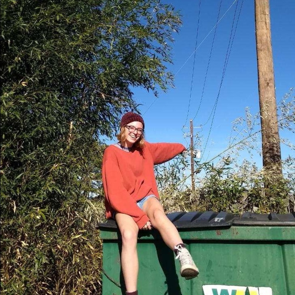 Meet your Posher, Olivia